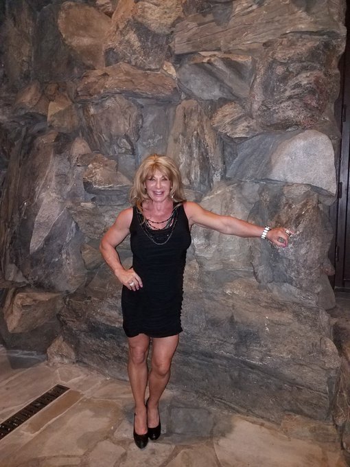 Looking for you... https://t.co/Egarw9Ph9H<a href="/tag/strongwomen"class="tags"><span>#strongwomen</span></a><a href="/tag/sessions"class="tags"><span>#sessions</span></a><a href="/tag/lovelegday"class="tags"><span>#lovelegday</span></a>