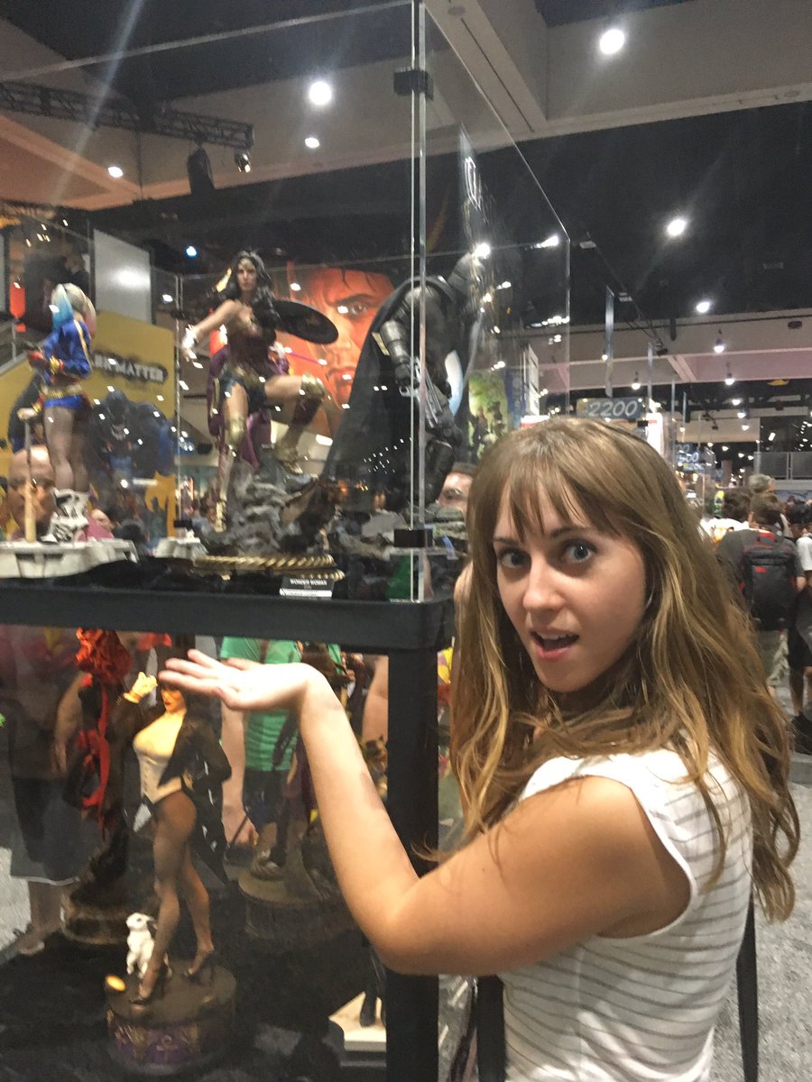 stephgerk's tweet photo. Hey look #WonderWomanย is here. #Sideshowww #sdcc https://t.co/CAjLbY2W9E