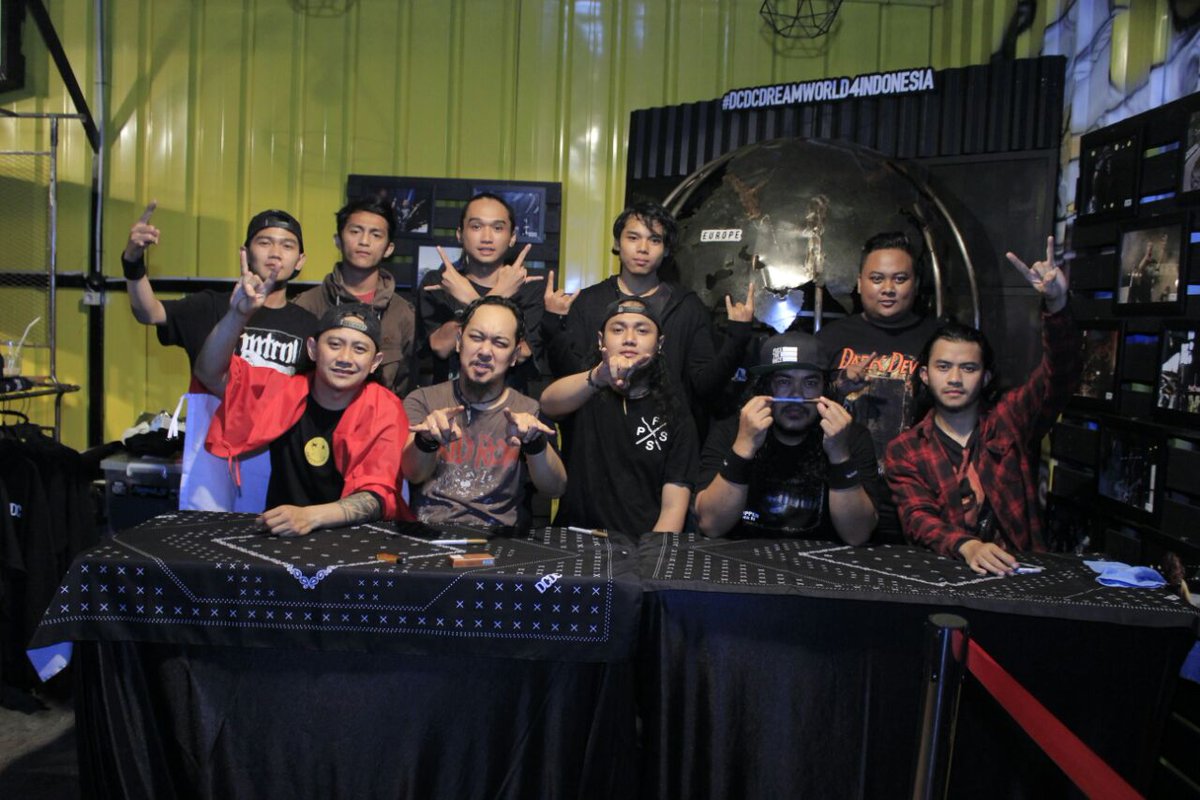 EGI DARK DEVIL tweet media