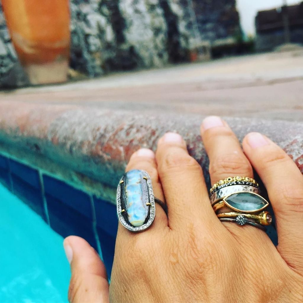 robindira's tweet photo. Pool Jewels....#robindiraunsworth #robindira_unsworth #robindiraunsworthjewelry #boulderopalrings #aquamarine #protectiveeye #stackingrings… https://t.co/ZnpxgMpvyE