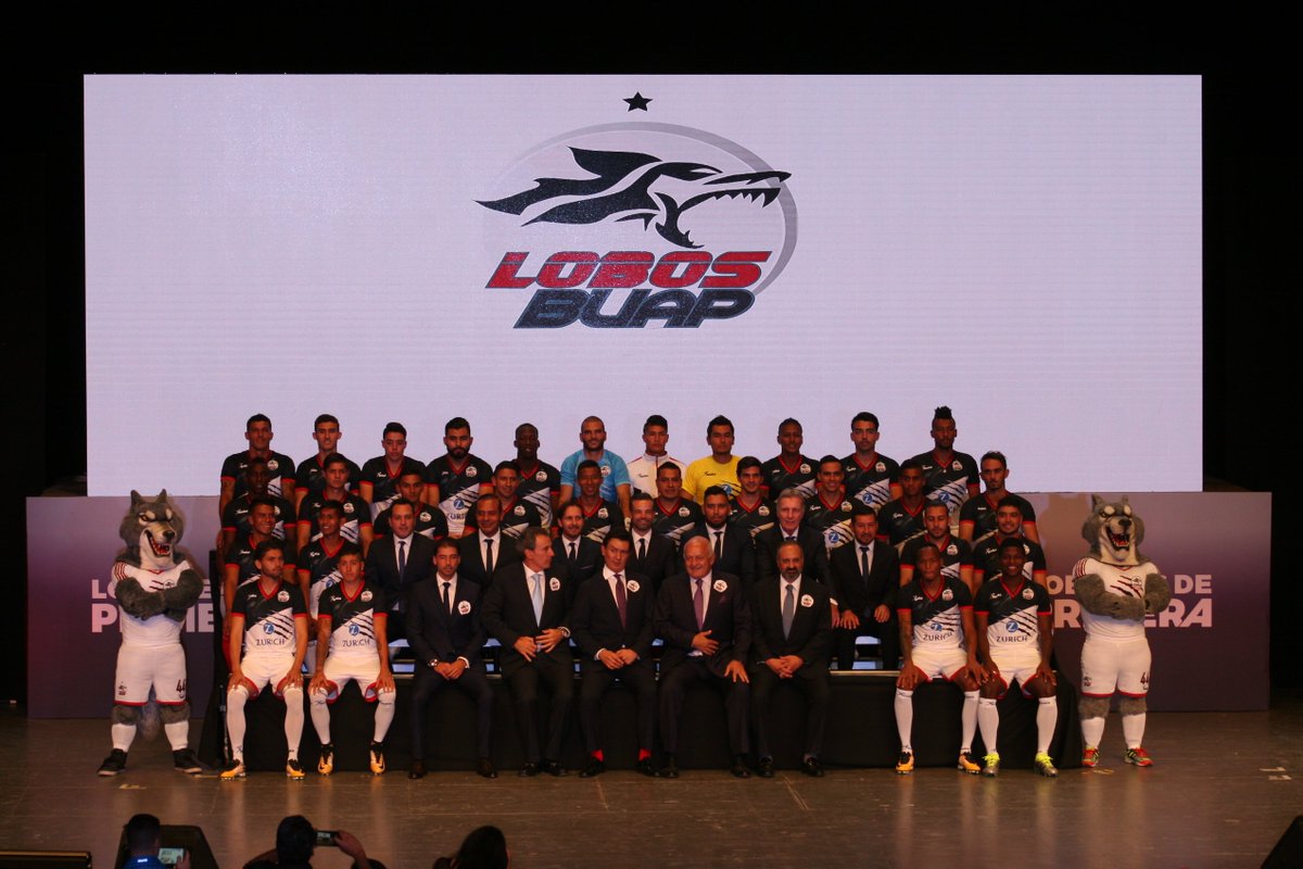 PlaySports_mx's tweet photo. #FotoOficial @LobosBuapMX #LobosDePrimera #Apertura2017 https://t.co/rWzzgwnE6m