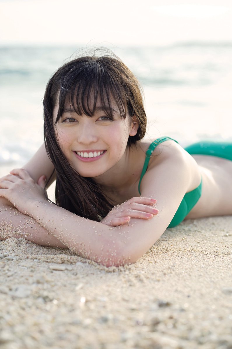 パンパカパーン📣お知らせです！！ 福原遥3冊目の写真集を出させて頂く