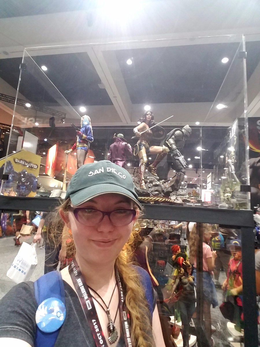 EvilAuthor's tweet photo. #sideshowww https://t.co/CvEiQ1zgKX