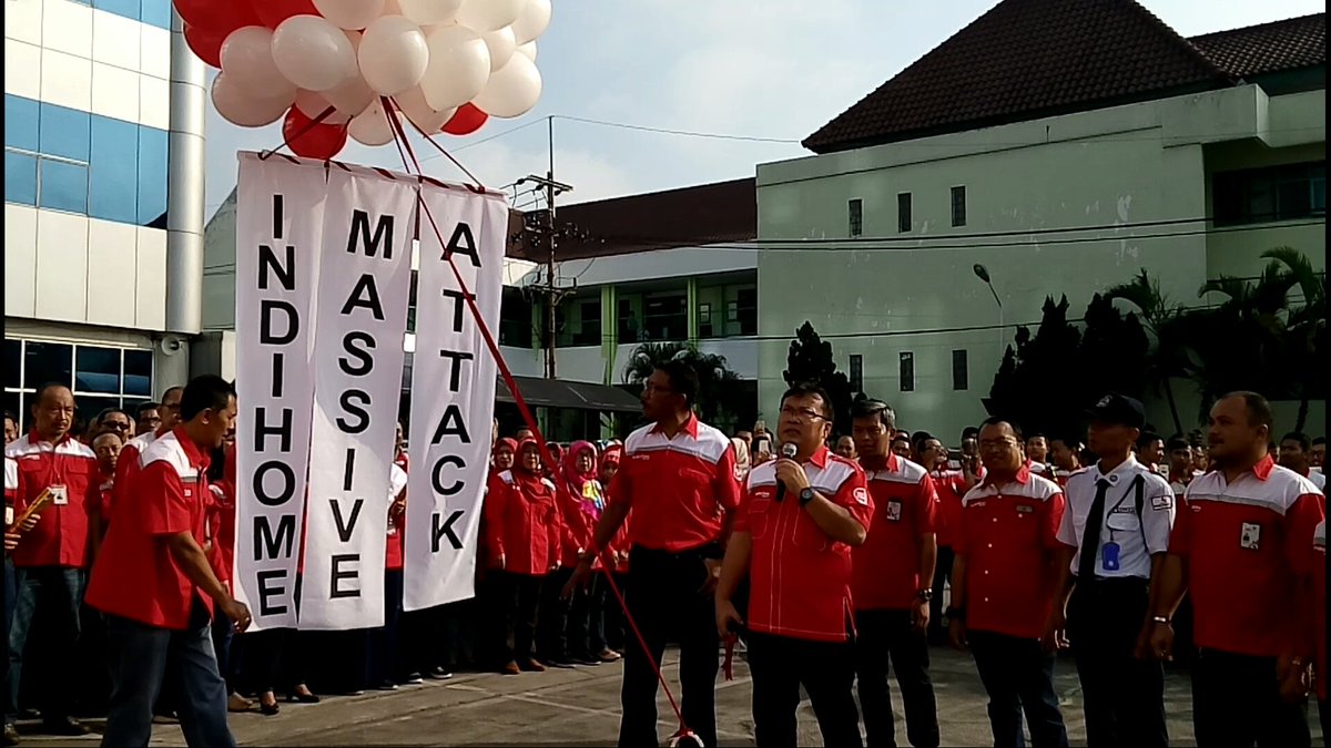 Abdulhadifakih's tweet photo. @parwi66 @_funtastic5_ @CCMTREG5 @Indihome_5 #ccmkickoff #WITELMLG (Kick off Indihome Massive Attack di Telkom Malang) https://t.co/OdecThsoNh