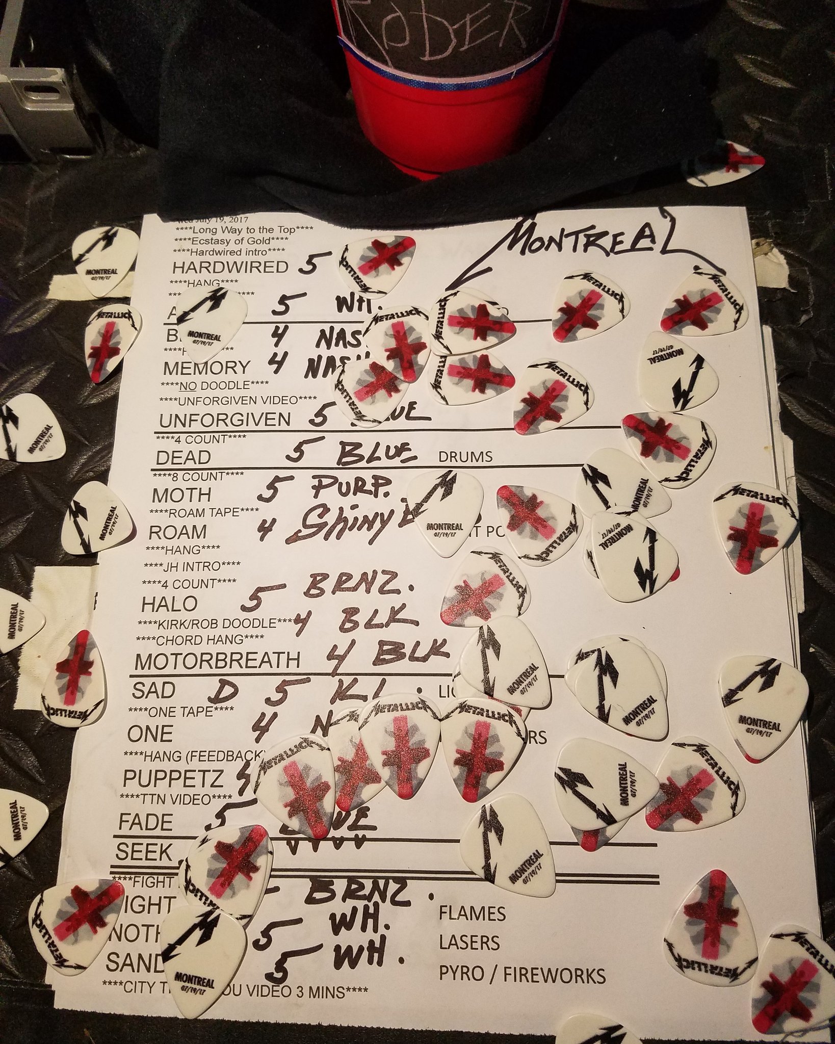 Metallica on Twitter "Tonight's setlist from Montreal! Metallica 