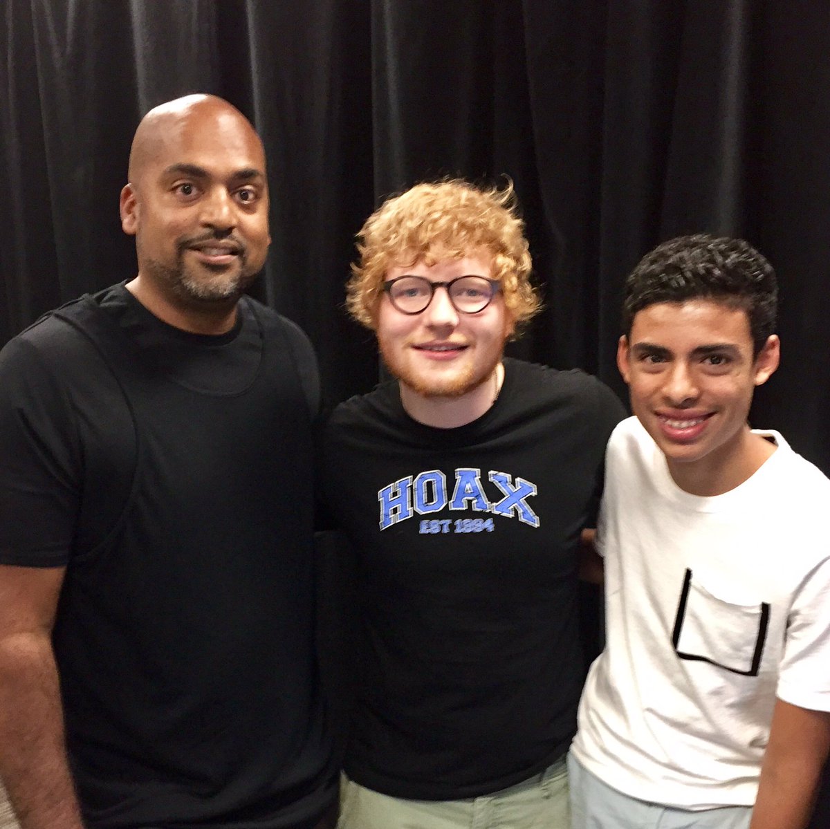bayner's tweet image. Ran into my favorite #GameOfThrones actor backstage at the @edsheeran  concert #HandsOfGold #GoT