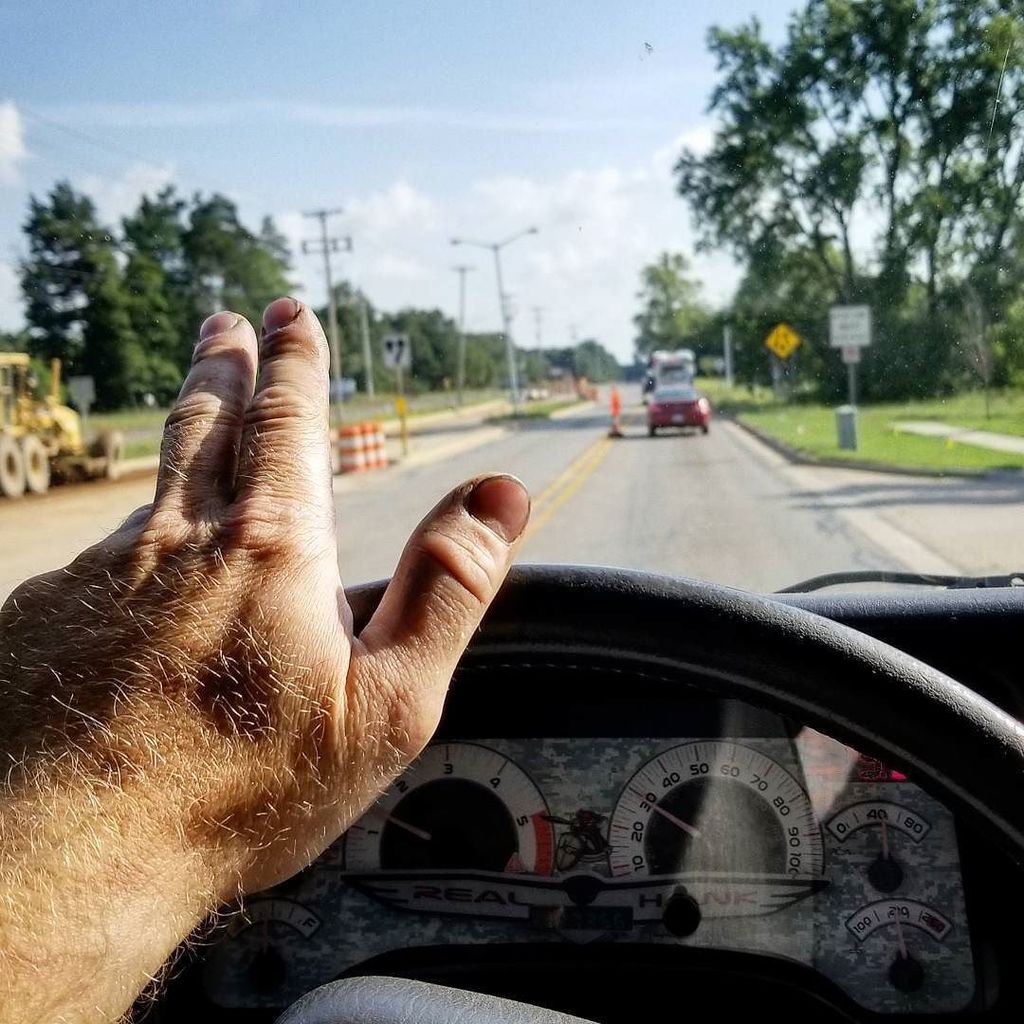 JcrOffroad's tweet photo. What does waving at nothing and waving at Wranglers from #RealHawk have in common? Both equal wastes of time 🤣
If… https://t.co/k6X8fq2XkE https://t.co/iIK0flxFB1