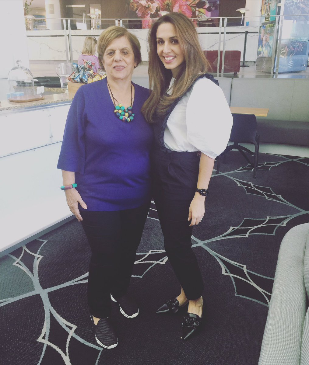 HelenaJaffar's tweet photo. This kind hearted lady is so full of life and always surprising me.Thank you mum for the birthday surprise today. Love you with all my heart https://t.co/eEt6B5jS3a
