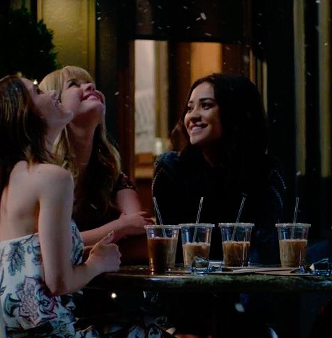 SpazQueen1997's tweet photo. My #TeenChoice vote for #ChoiceTVShip is #EMISON (@shaymitch + @SashaaPieterse ) from @PLLTVSeries https://t.co/WGgeYtUPZy