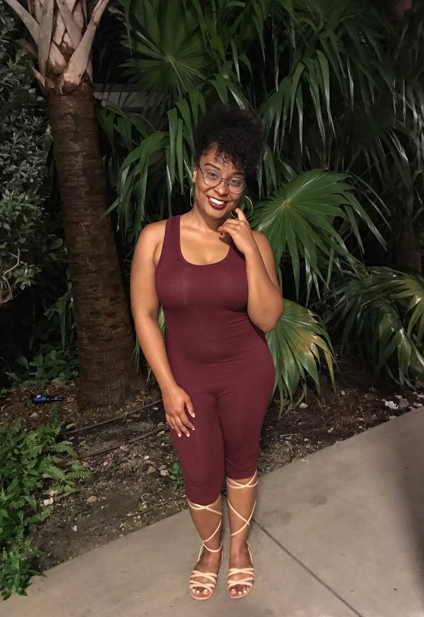 sculpted_'s tweet photo. Don't normally post pics of myself but these are cute lol https://t.co/xWXMiGOJJ8