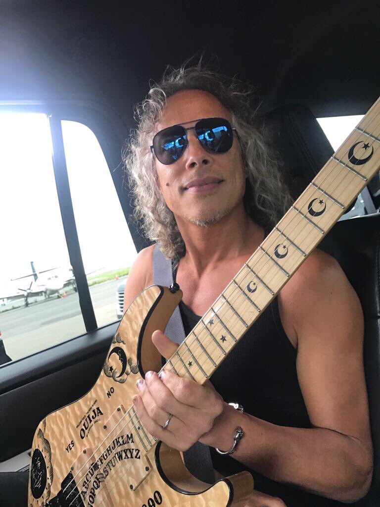 Earlier today...en route to a great show!! Thank you Montreal 🤘🏼#WorldWired