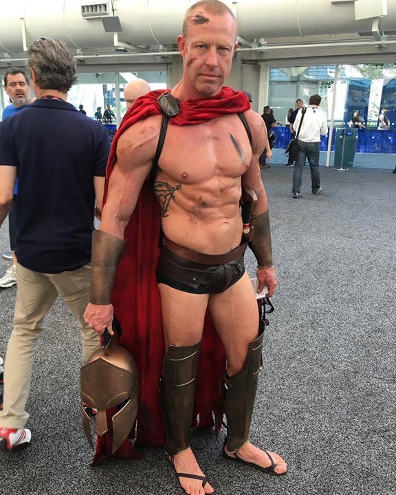 scifielements's tweet photo. #300movie #Leonidas #SDCC #ComicCon #SanDiego #thisissparta #cosplay #greek #geek #instadaily #instagood #CNNiRepo… https://t.co/GvXgFd0Wkh https://t.co/91d9mhYv6O