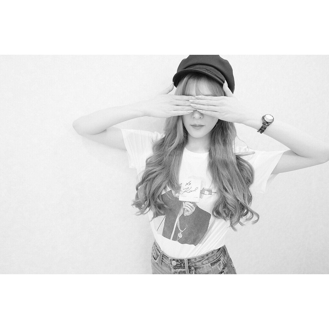 [OTHER][17-09-2014]Tiffany gia nhập mạng xã hội Instagram + Selca mới của cô - Page 15 DFJw0FUUQAAxKqx