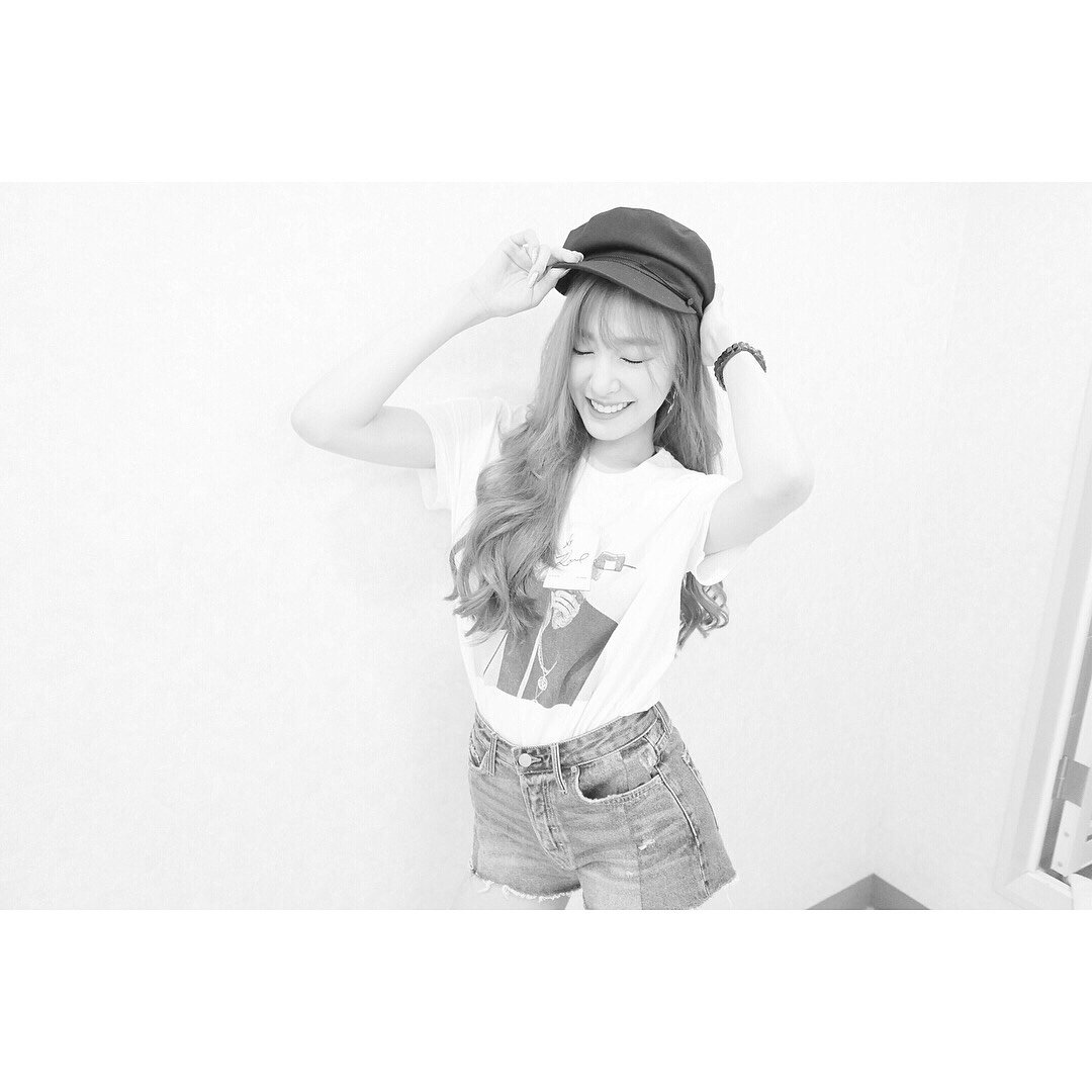 [OTHER][17-09-2014]Tiffany gia nhập mạng xã hội Instagram + Selca mới của cô - Page 15 DFJwz3BVwAAwj-k