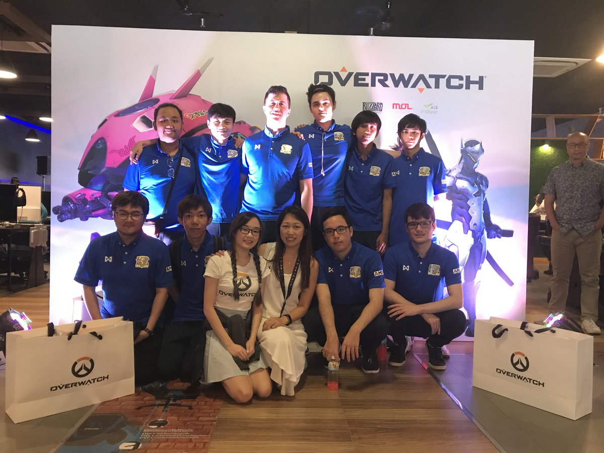 oPuToGG's tweet photo. Overwatch Official Event in Thailand
We come to meet the fans @ElkieaOW @moffitthimself @PYYYOUR @NeW_NzNr @Gracefulow @kerlos127 https://t.co/3fFUdG5Zvn