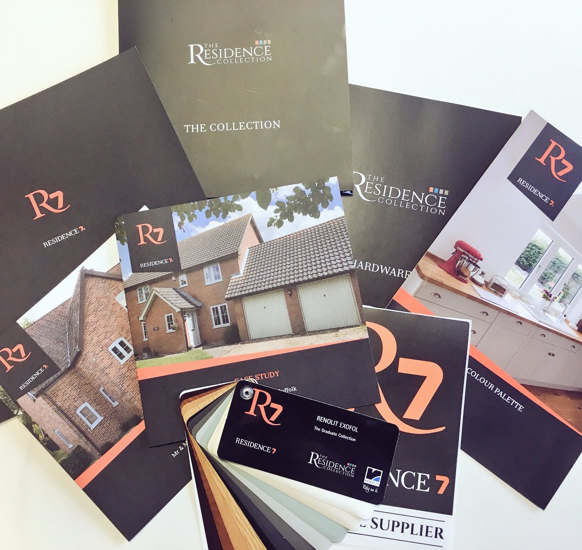 The #R7 marketing pack, on its way to all you lovely people! Retweet to get added to the list 😁I know we're biased, but we ❤️ it #grafting