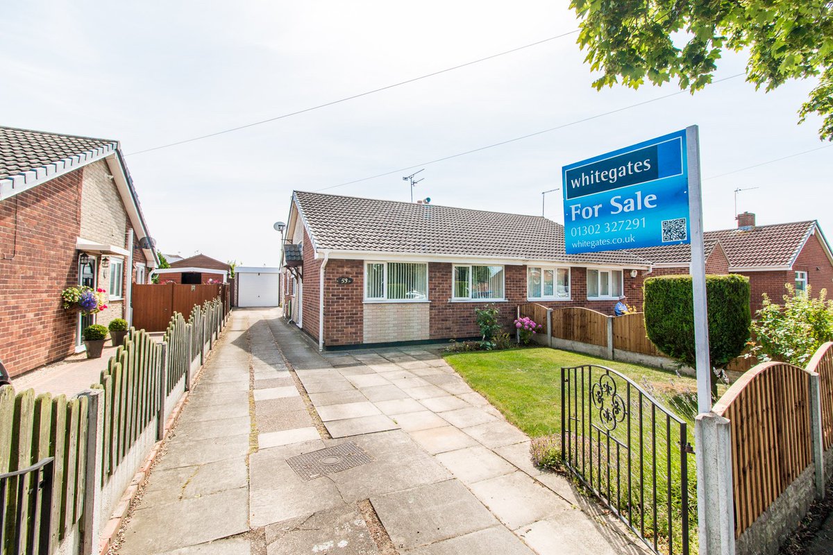 WhitegatesDon's tweet photo. NEW PROPERTY NOW FOR SALE IN ARMTHORPE... £135,000 CALL 01302 327 291 TO VIEW #property #doncasterisgreat #estateagent #Doncaster #forsale https://t.co/hj53PxxNSq