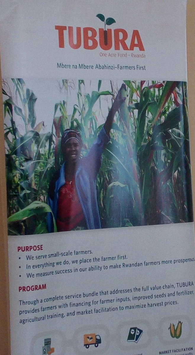 NyaruguruDistr's tweet photo. Nyaruguru District and Tubura are discussing about  the launch of 2018 A. Use of fertilisers and selected seeds is a priority #Minagri https://t.co/3tlur0PAh3
