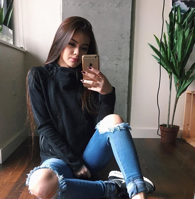 xXcatwomanXxfan's tweet photo. #goingtostarbucks <3 https://t.co/1wzSyZhjrr