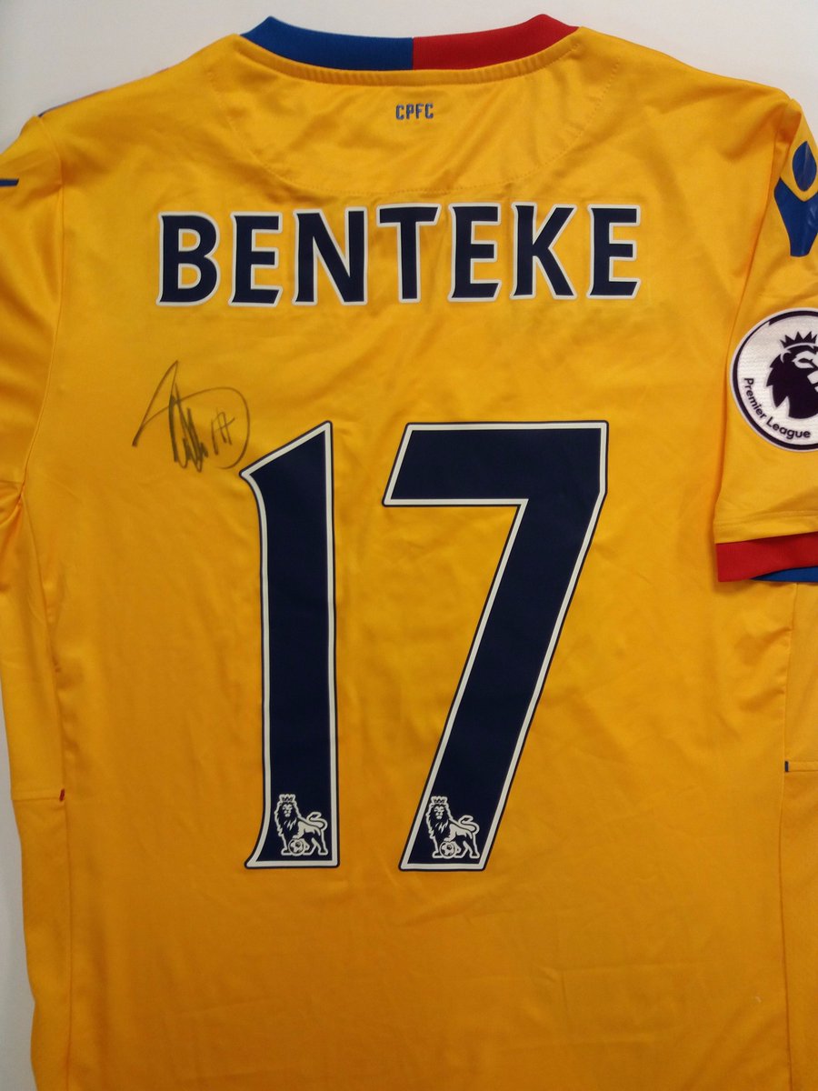 PalaceForLife's tweet photo. To #WIN a signed @chrisbenteke 2016/17 away shirt, simply RT &amp; Follow @CPFC_Foundation by 28/07/17 🦅 https://t.co/WA1scRbLSw