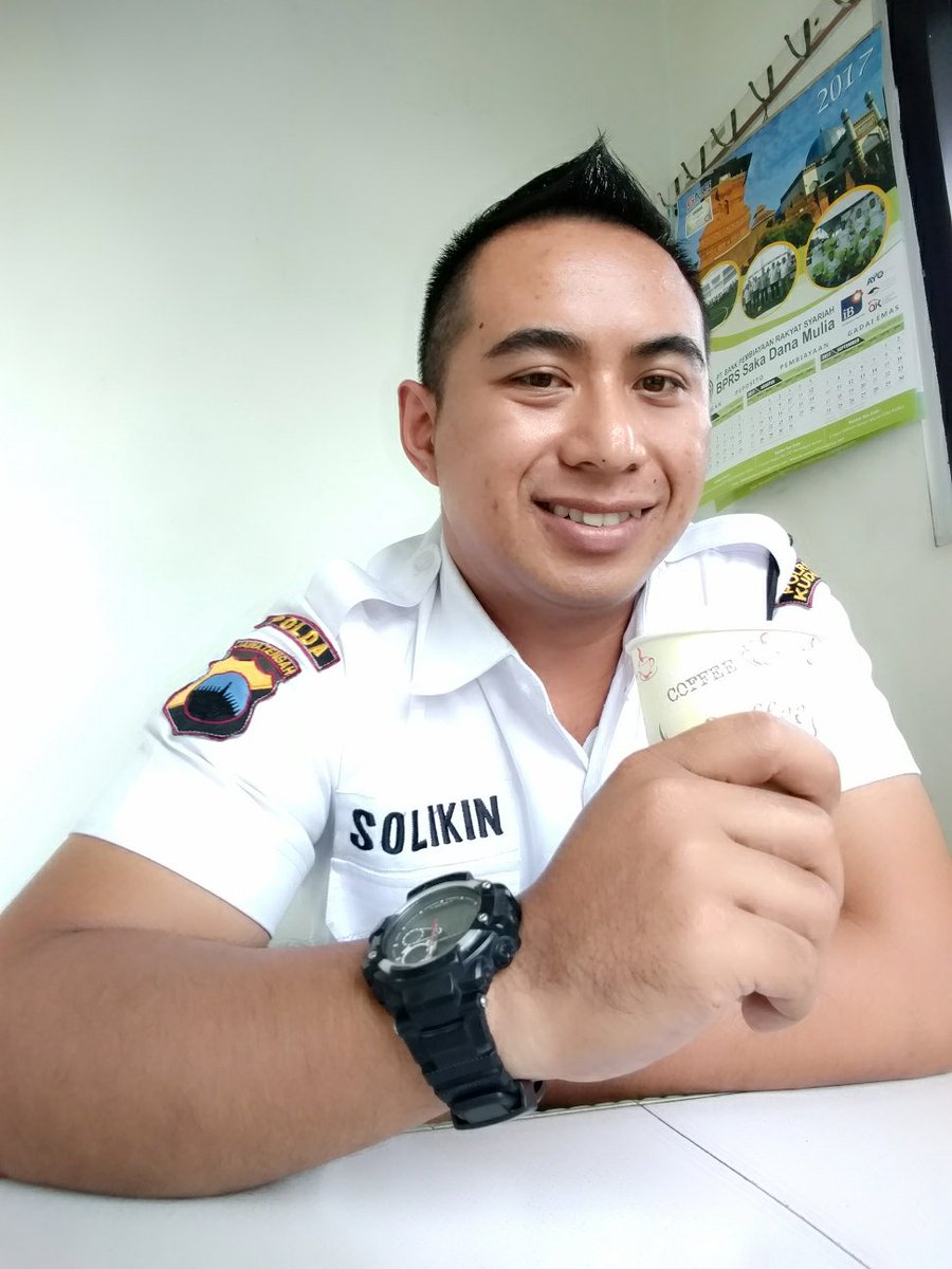 Sholikhin1011's tweet photo. Ngopi sek Ben cethoโ๐ฎ๐
#ngopi #kopi #coffeetime #coffebreak #coffee #security #securiti #possecurity #satpam #possatpam #possatpamvip https://t.co/Q4lA61QEs4