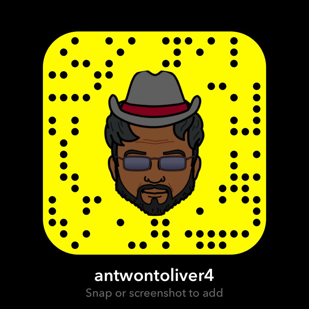 gugdssa's tweet photo. Add me on @Snapchat https://t.co/hSXnJRAd7Z