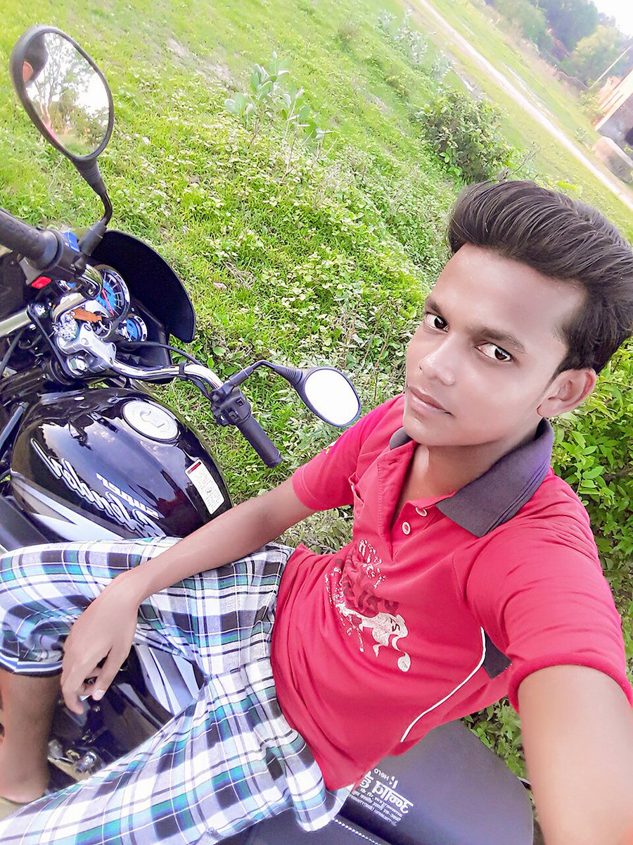 SHAMEEM85910185's tweet photo. #_Dp👱🏻 देखकर 👀 वो ☝#_पगली👩 बोली 🗣तुमने 😇तो #_आग 🔥 लगा ✔दी...
मैंने 😎 भी #_बड़े 💤प्यार😍 से #_बोला 🗣 तु 👩 #_जली 🌀तो #_नहीं ✖ ना ... https://t.co/l2TsIPqCRr