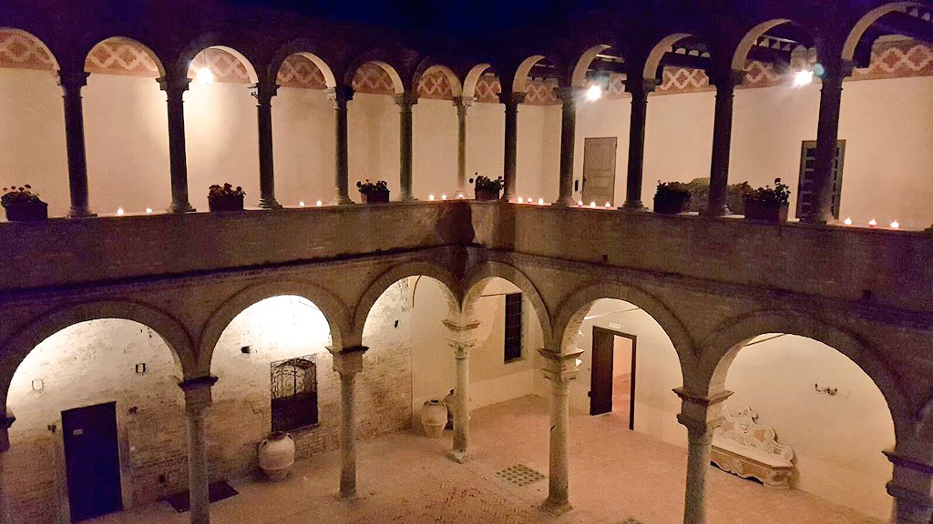 sbonaccini's tweet photo. Al @SPietroCastle, splendida struttura del '400 che ospita il MIM e copie guerrieri di terracotta dell'esercito di Xi'an @CastelliDucato https://t.co/CnrwSjpoKB