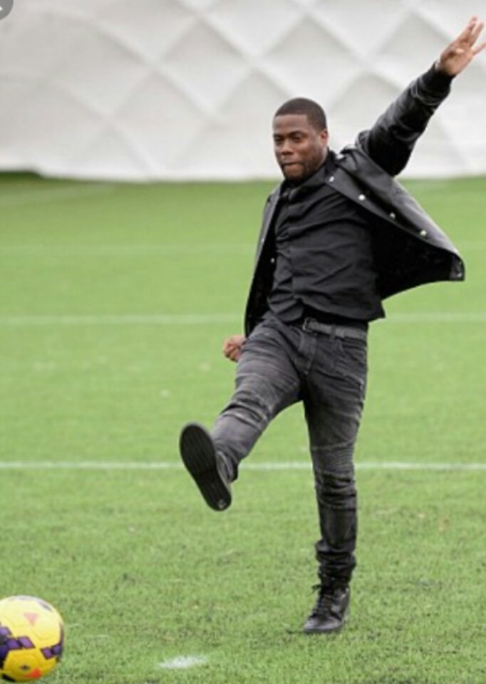 Virgoangel87's tweet image. #kickmove