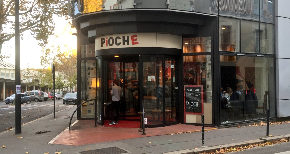 FAImaison's tweet photo. Ce soir, à partir de 19h, nous serons chez Pioche pour notre apéromaison, venez nous rencontrer et papoter <3 https://t.co/OWJjItImtS https://t.co/uUwyNVLpmI