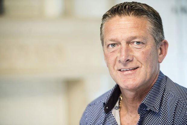 Joyeux Anniversaire Gelukkige Verjaardag Happy Birthday Alexandre Czerniatynski 57 Rscl Standard De Liege Scoopnest