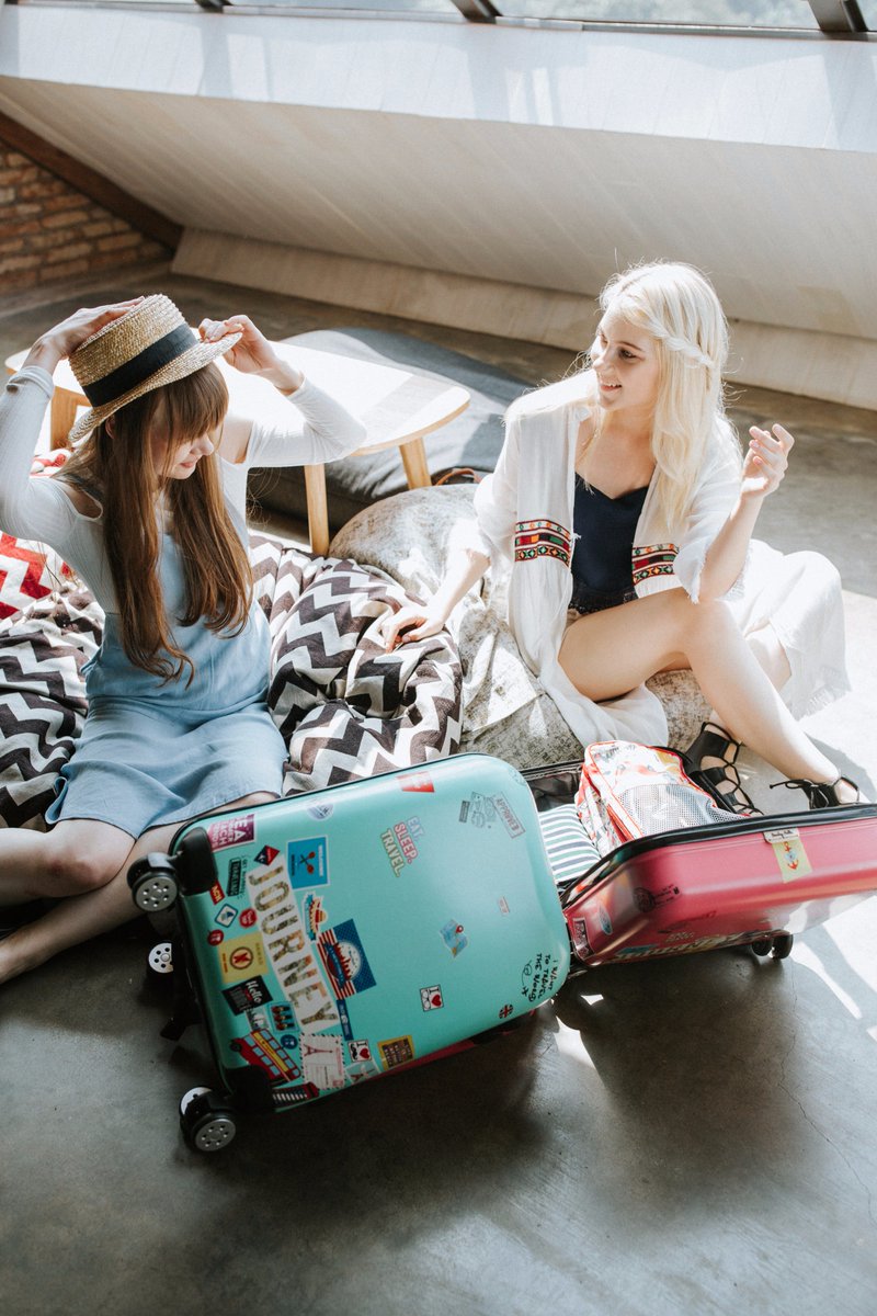 exsportbags's tweet photo. Sunday Folks Luggage keep your stuffs when you traveling. Let's meet this cute luggage at Exsport Store :) #sundayfolks #letscreategoodness https://t.co/uedzEuKDUC