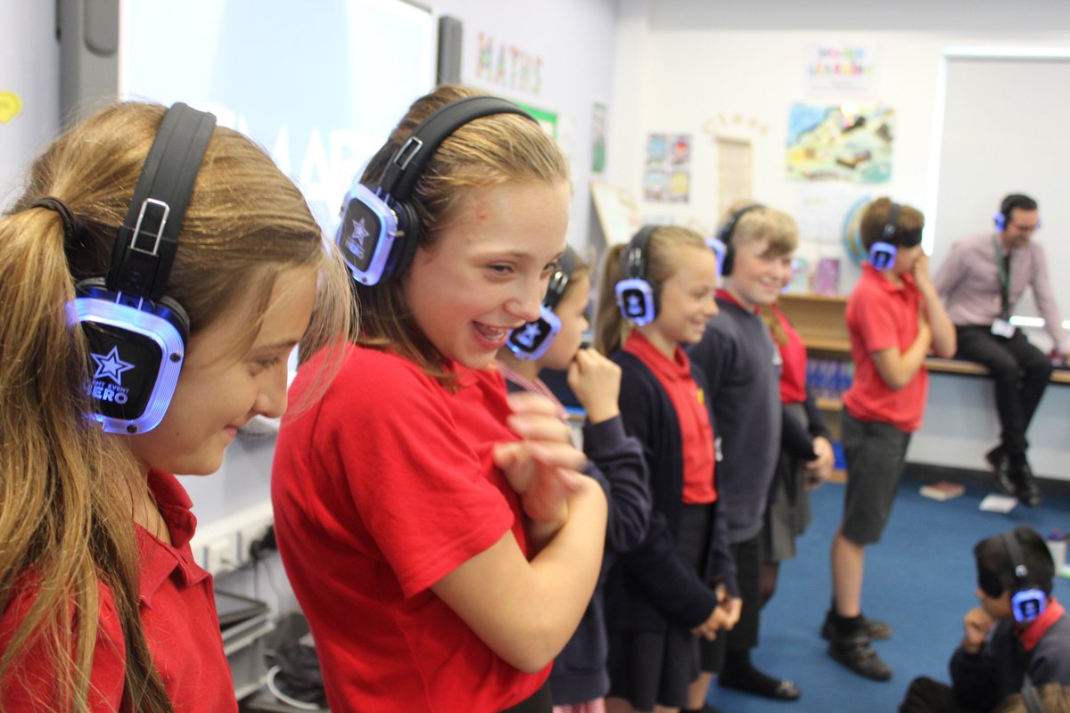 SoundCommunitie's tweet photo. Whiterock made + listened to 3D dramas.Whole yr group listened- It was amazing + they were so proud! @silenteventhero @TorbayCulture @wm_2u https://t.co/RgTmSXrRWq