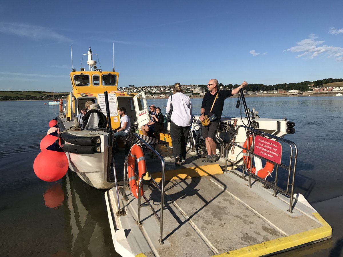 BridgeBikeHire's tweet photo. Something fun thing to do if you've been to Padstow before - Catch the ferry over to Rock and explore somewhere new! #bikehire #wadebridge https://t.co/d4daa9FHJL