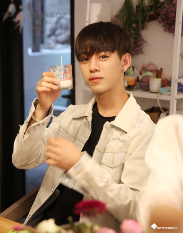 Katerina290692's tweet photo. @TS_Enter I'm crying 😭 It's amazing ❤️💋Thank you😘
@BAP_Daehyun 
#2000DaysWithBAP 
#baby 
#BAP 
#foreverwithbap https://t.co/nOGkRN6ZGA