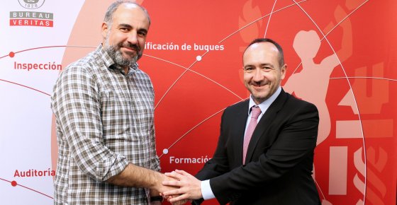 CdeLogistica's tweet photo. 🤝@BureauVeritasEs y #Aerotools unidos por el conocimiento sobre #drones 🛩 https://t.co/YNZnIMz0vP #logística https://t.co/BR1TE4pkIu