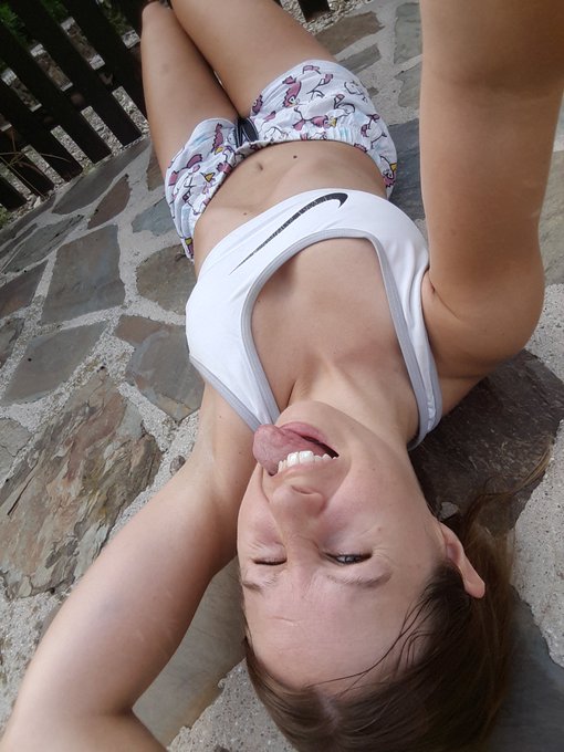 Today's work out floored me! Not so much #thursdaymotivation xx https://t.co/e1A4M36iXn<a href="/tag/thursdaymotivation"class="tags">#thursdaymotivation</a>