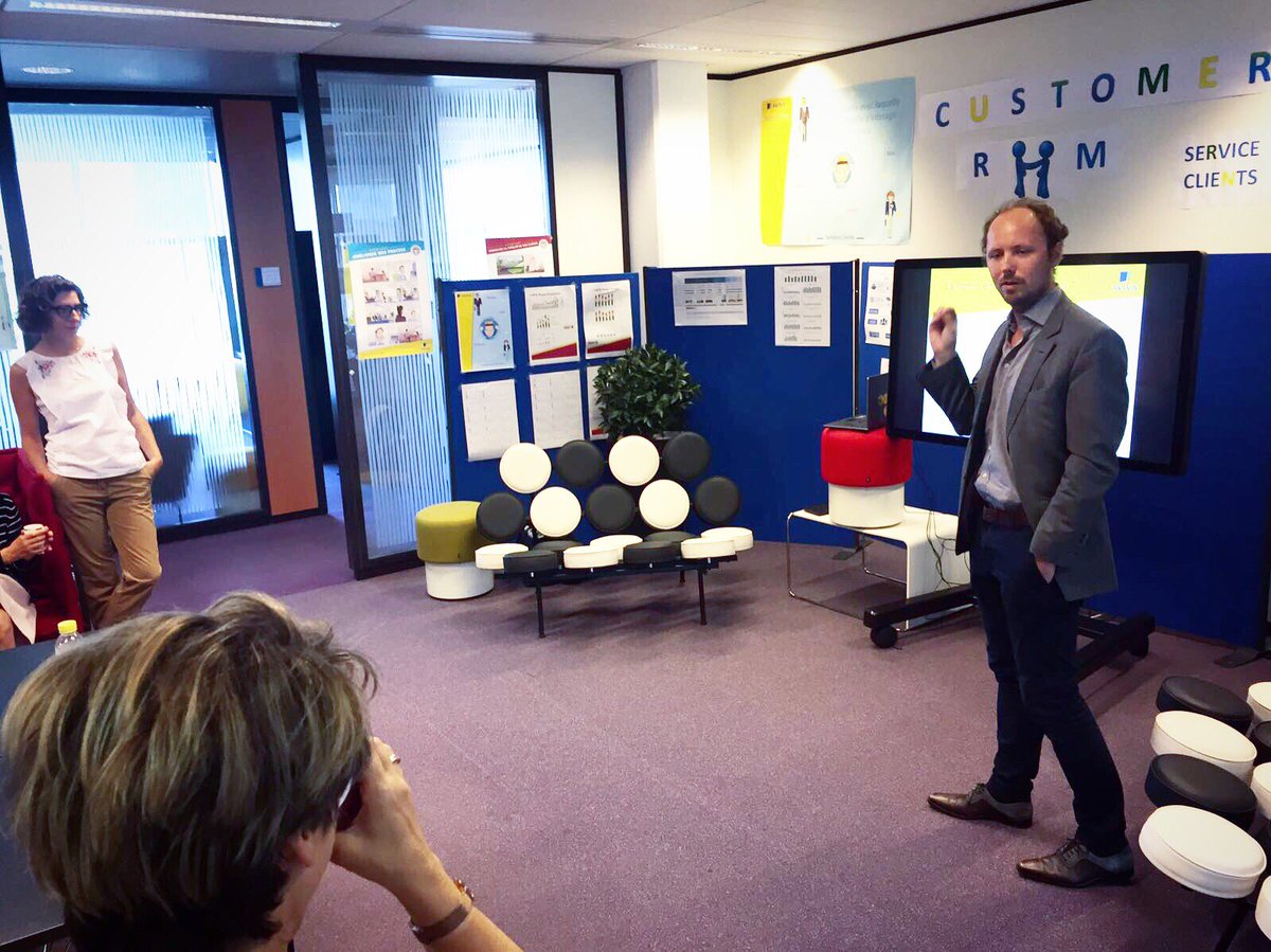 c_mariton's tweet photo. Ce matin Présentation de la direction de la communication en #CustomerRoom #merci @TdeSaintSimon #lifeataviva #bestteam #creatingsynergy https://t.co/rUVbz9CLb0