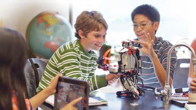 BTGroup's tweet image. #TechFactor winning #schools look to virtual reality and robotics to boost student learning. ow.ly/TqJf30dKUC6