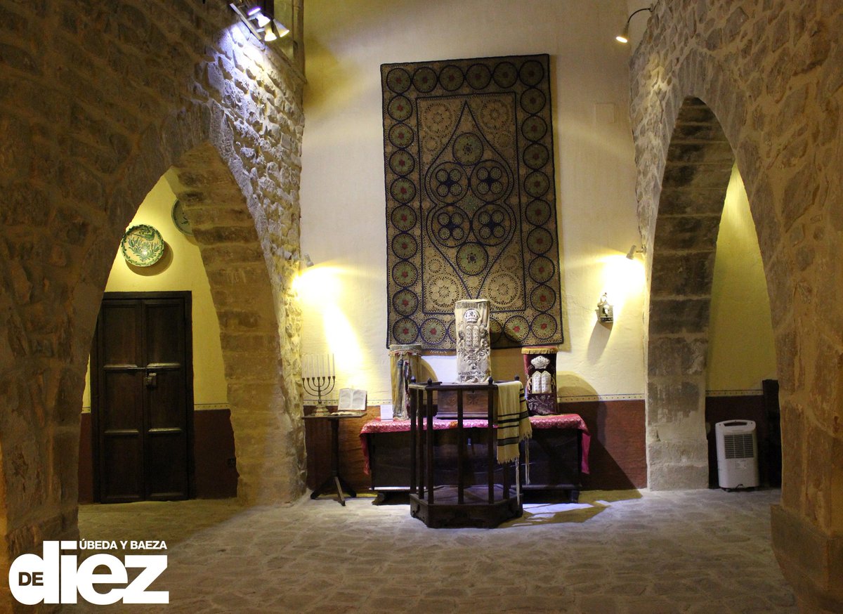 ubedabaezaturis's tweet photo. Hoy, a las 20:30h, visita guiada GRATIS a “SINAGOGA DEL AGUA”, #ÚBEDA con la reserva de 2 noches de hotel con #UBPASS. Reserva: 953 744 374 https://t.co/pznra0chWN