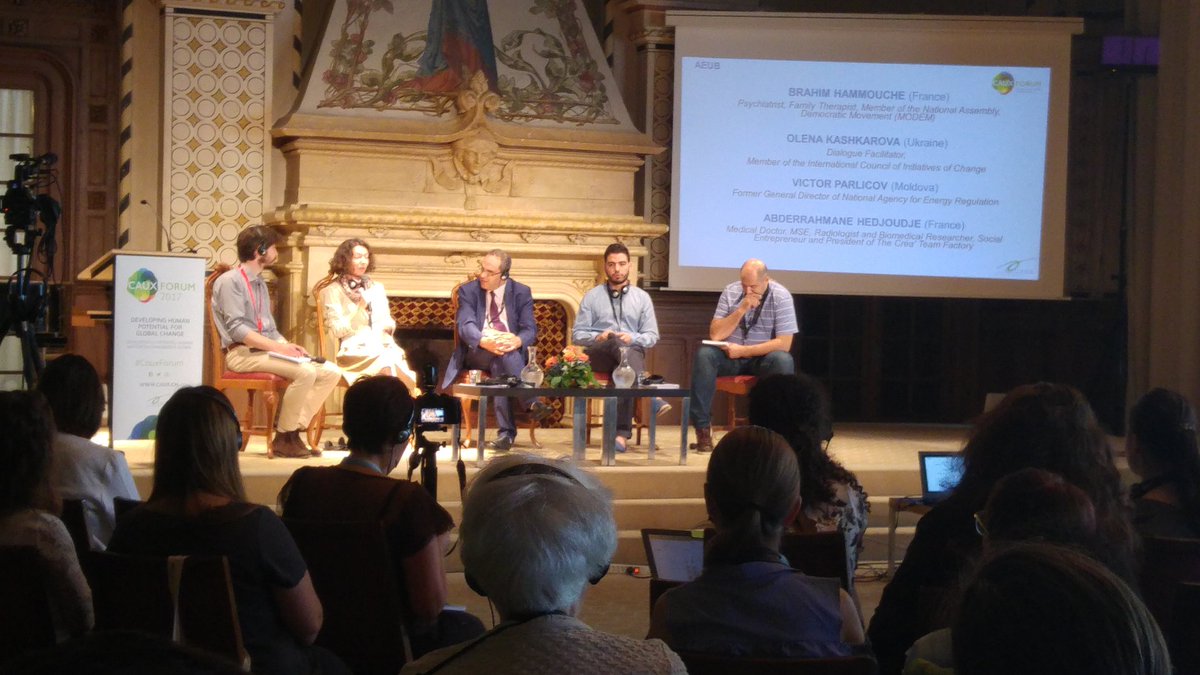 T4C_IofC's tweet photo. Building trust with Olena Kashkarova, Brahim Hammouche, Abderrahmane Hedjoudje and Victor Parlicov #AEUB2017 #CauxForum https://t.co/k2zsi5tgDR