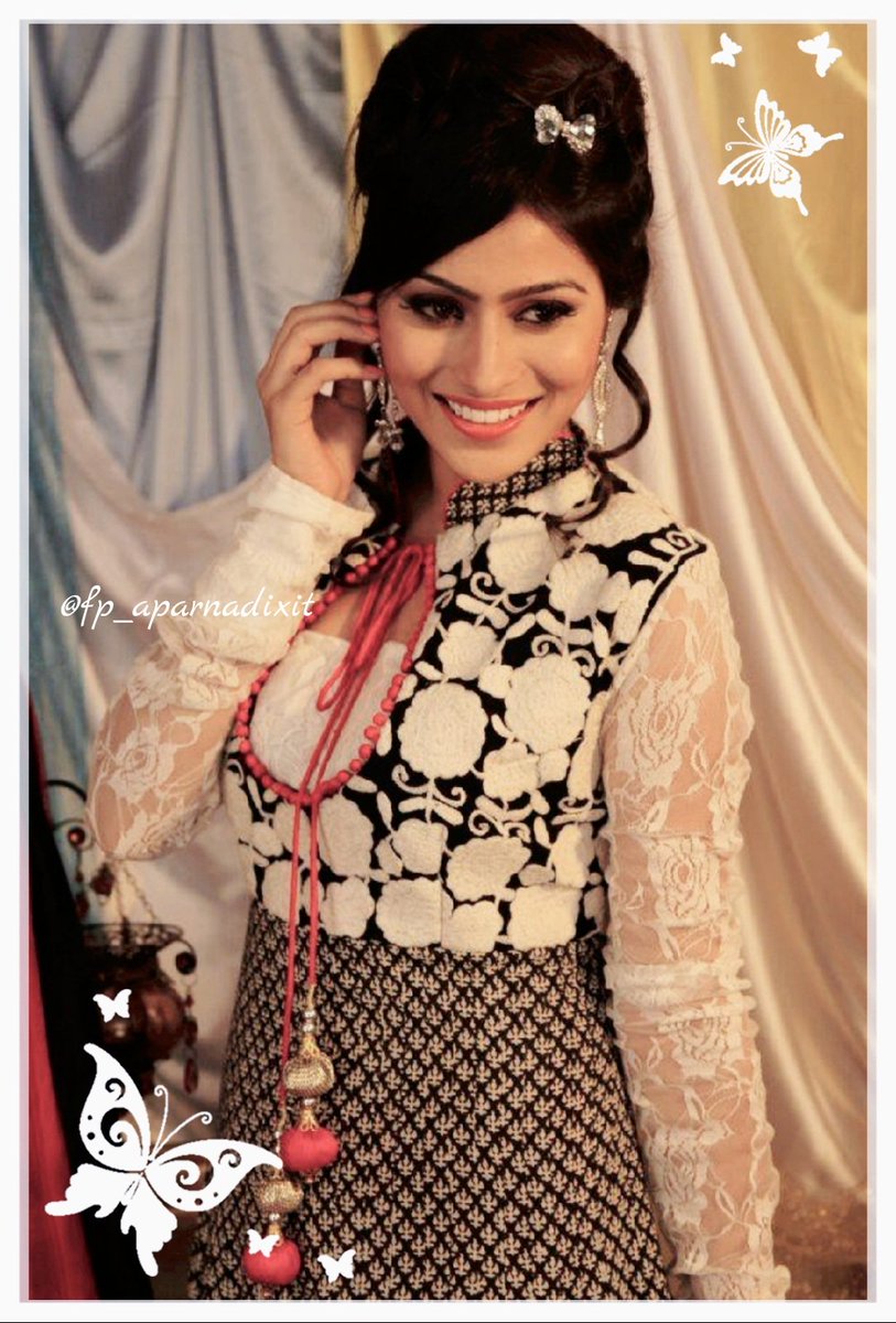 fp_aparnadixit's tweet photo. ❤love is appy @aparnadixit2061 https://t.co/qCP4YikiHU
