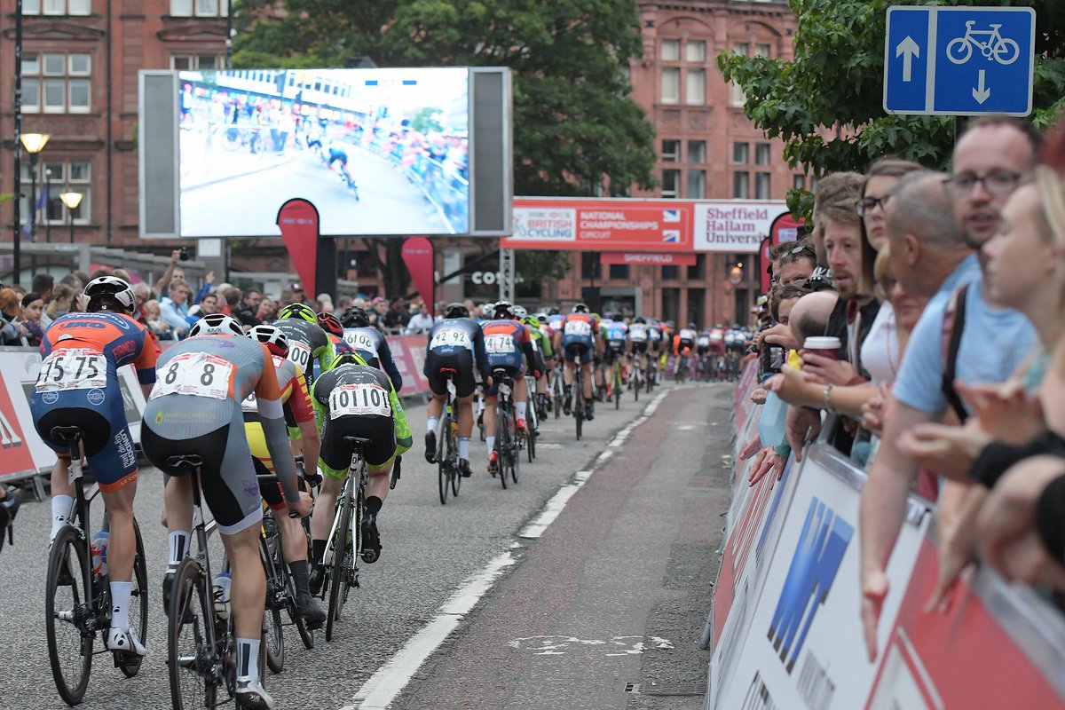 VeloUK's tweet photo. #Moveup #Easiersaidthandone #lineout #CritChamps2017 | Men's Race #Sheffield #MemoriesoftheRace Report: https://t.co/uTW4iSYCa2 https://t.co/m6iQhYD6JU