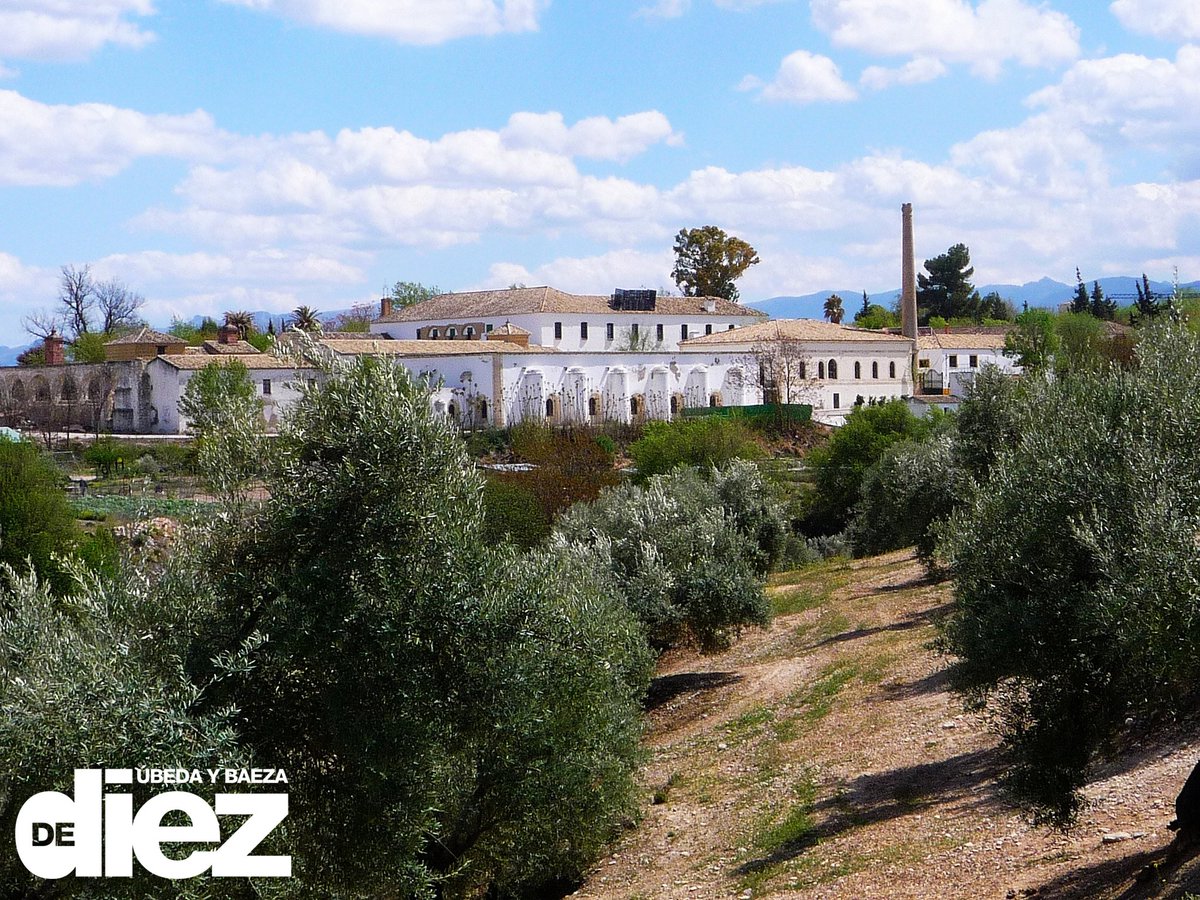 ubedabaezaturis's tweet photo. Disfruta de la esencia e historia del #Aove con la visita al @museodelolivo de #Baeza. GRATIS si has reservado 2 noches de hotel con #UBPASS https://t.co/ilQCUE6H2M