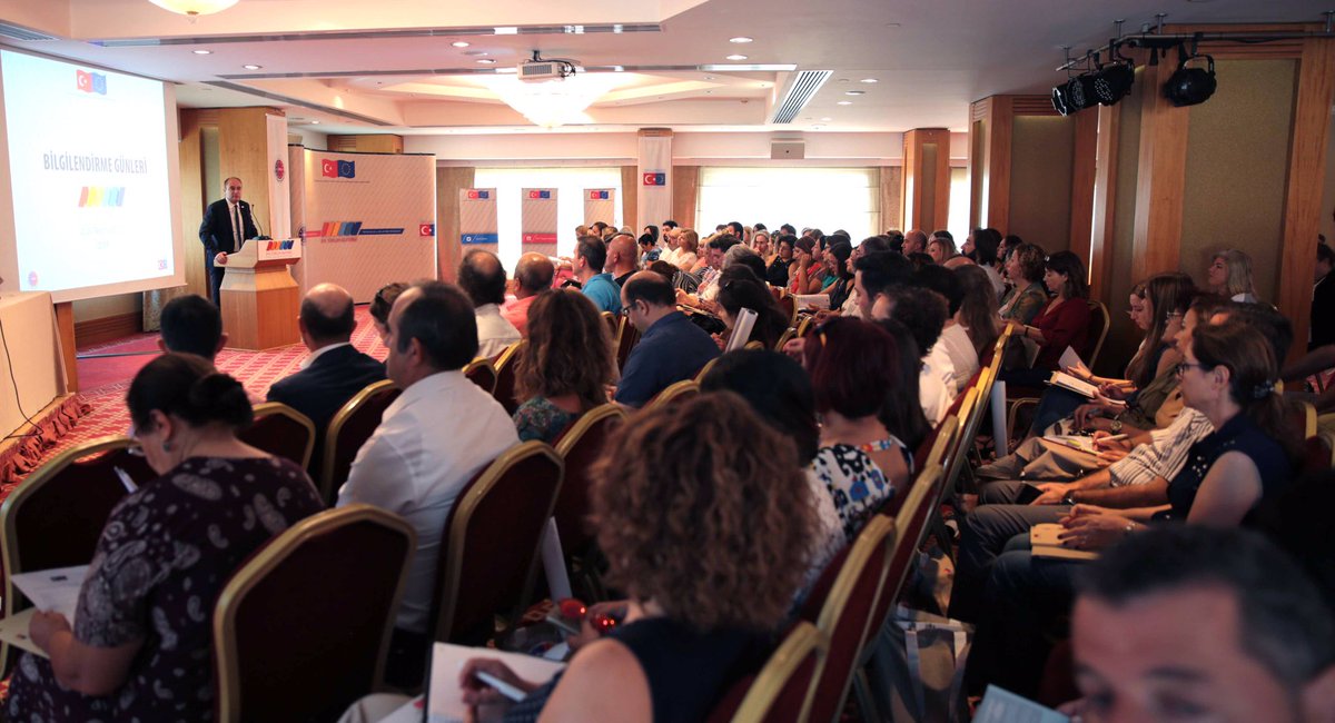 zcan_Bulent's tweet photo. @ABBakanligi @sivilsektor Hibe Programları bilgilendirme toplantısı için İzmir'deyiz. Bugünkü program açılışla birlikte başladı https://t.co/W3Q82D7PL8