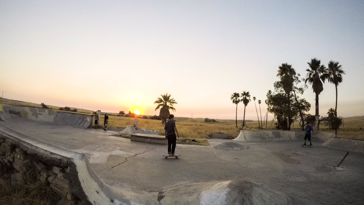 samplemadethis's tweet photo. Bakersfield, CA 📍#kernside https://t.co/svJ9uo8fEt