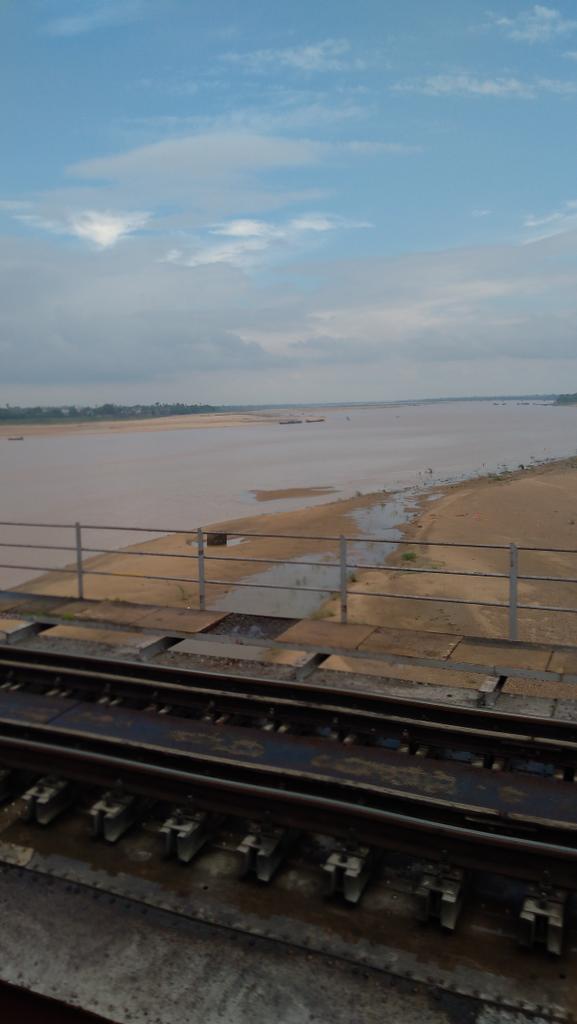 #Sone river is still devoid of water.... #monsoon delay in Bihar lets down farmers as they prepare for paddy cultivation. #KoilwarBridge