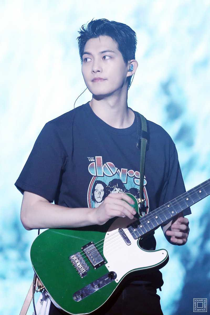cnblue_square's tweet photo. 20170715 Between Us Jakarta 4P update #이종현 #leejonghyun @cnbluegt 

https://t.co/h46Lq7F31i https://t.co/PA1re4PhlZ