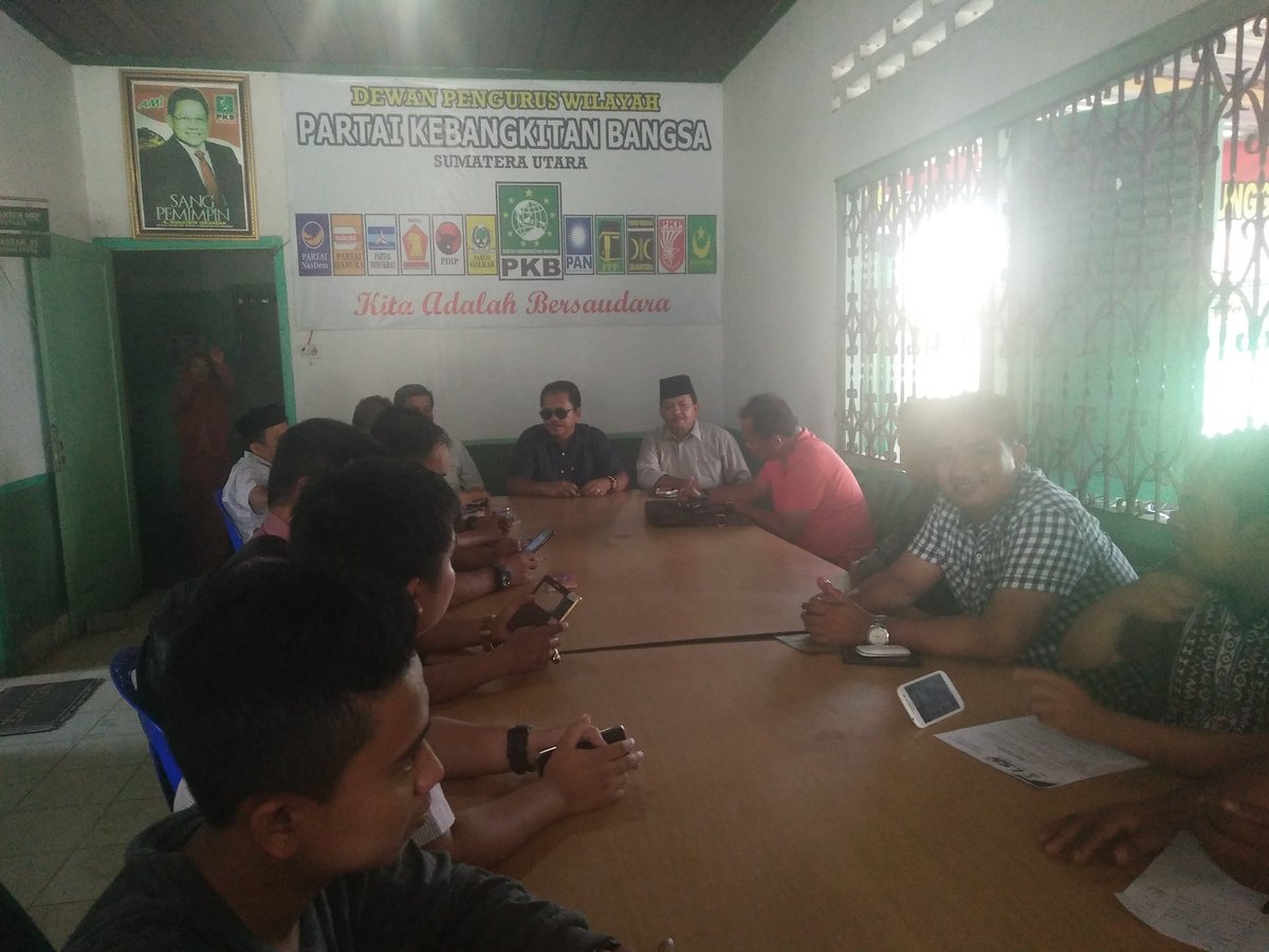 pkbsumut's tweet photo. Rapat LSN yg di pimpin oleh ketua dpw pkb sumatera utara @ance1235 https://t.co/5wgG9kVT1X
