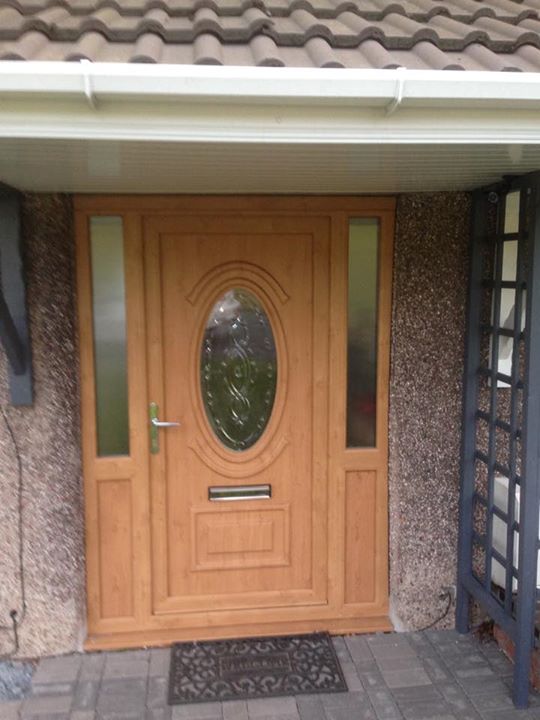 NewCountyG's tweet photo. golden oak door https://t.co/wVWTtRh8Td